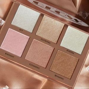 ACE BEAUTE - GLOW ESSENTIALS HIGHLIGHTER PALETTE